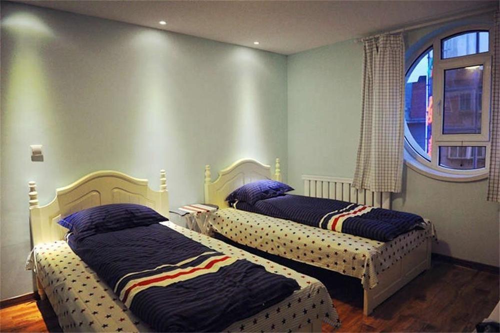 Dalian Buzz Light Year Youth Hostel Zewnętrze zdjęcie